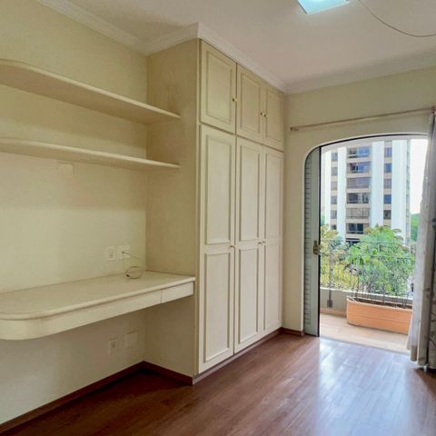 Apartamento à venda com 297m², 3 quartos e 4 vagasSuíte 2
