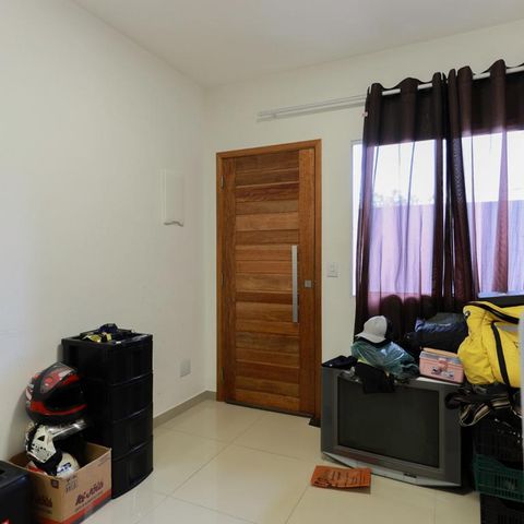 Apartamento à venda com 44m², 2 quartos e sem vaga Apartamento à venda com 44m², 2 quartos e sem vagaSala