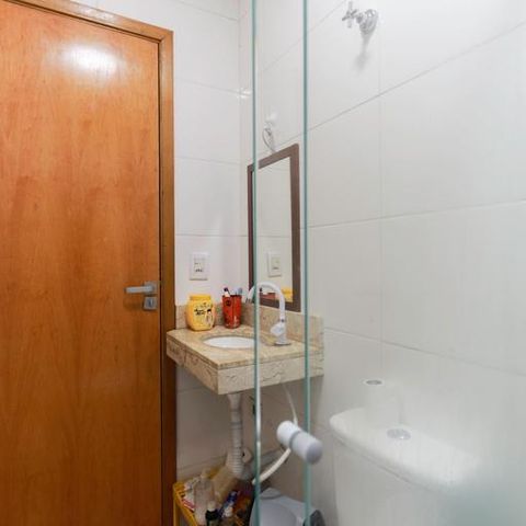 Apartamento à venda com 44m², 2 quartos e sem vaga Apartamento à venda com 44m², 2 quartos e sem vagaBanheiro