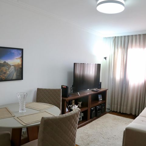 Apartamento à venda com 55m², 2 quartos e 1 vaga Apartamento à venda com 55m², 2 quartos e 1 vagaSala