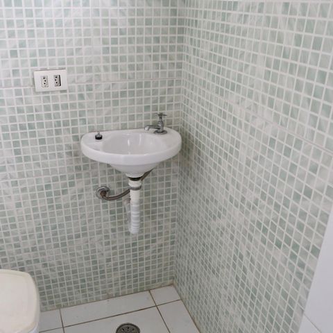 Apartamento à venda com 55m², 2 quartos e 1 vaga Apartamento à venda com 55m², 2 quartos e 1 vagaBanheiro 2
