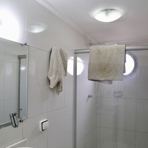 Apartamento à venda com 55m², 2 quartos e 1 vaga Apartamento à venda com 55m², 2 quartos e 1 vagaBanheiro 1