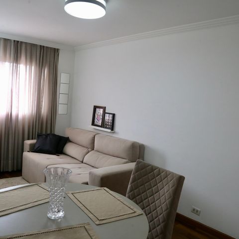 Apartamento à venda com 55m², 2 quartos e 1 vaga Apartamento à venda com 55m², 2 quartos e 1 vagaSala