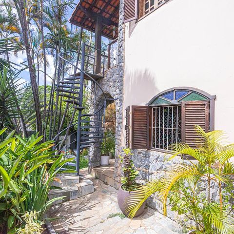 Casa para alugar com 450m², 5 quartos e 4 vagas Casa para alugar com 450m², 5 quartos e 4 vagasquintal