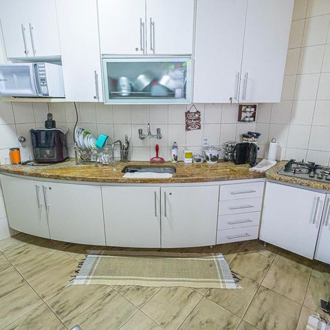 Casa para alugar com 450m², 5 quartos e 4 vagas Casa para alugar com 450m², 5 quartos e 4 vagascozinha