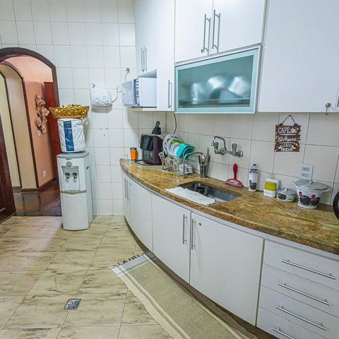 Casa para alugar com 450m², 5 quartos e 4 vagas Casa para alugar com 450m², 5 quartos e 4 vagascozinha