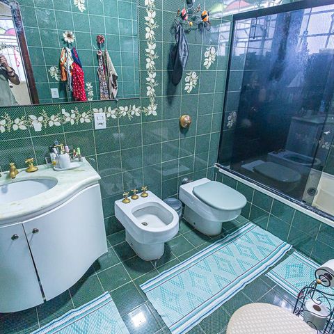Casa para alugar com 450m², 5 quartos e 4 vagas Casa para alugar com 450m², 5 quartos e 4 vagassuite