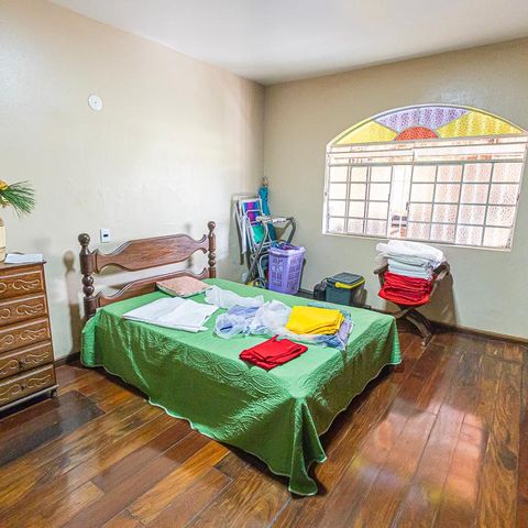 Casa para alugar com 450m², 5 quartos e 4 vagas Casa para alugar com 450m², 5 quartos e 4 vagasquarto 2