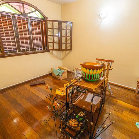 Casa para alugar com 450m², 5 quartos e 4 vagas Casa para alugar com 450m², 5 quartos e 4 vagasquarto 5