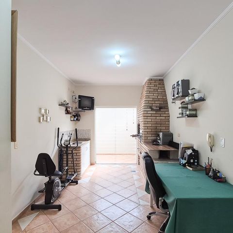Casa à venda com 232m², 3 quartos e 3 vagas Casa à venda com 232m², 3 quartos e 3 vagasÁrea gourmet