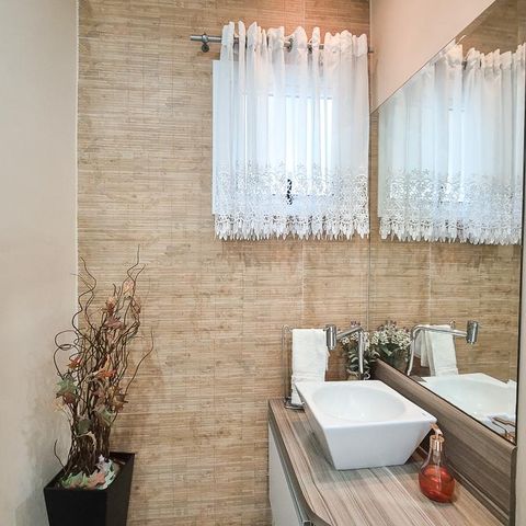 Casa à venda com 232m², 3 quartos e 3 vagas Casa à venda com 232m², 3 quartos e 3 vagasLavabo