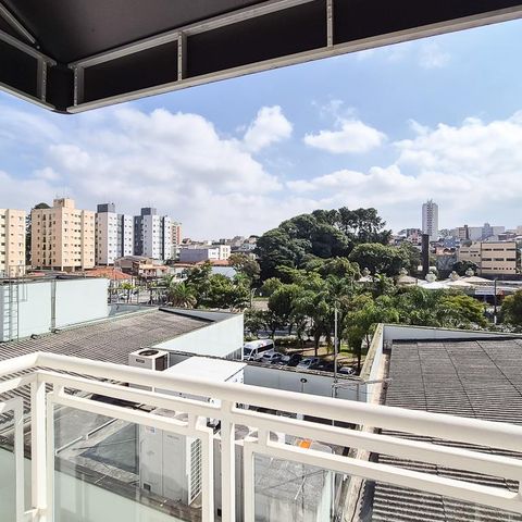 Casa à venda com 232m², 3 quartos e 3 vagas Casa à venda com 232m², 3 quartos e 3 vagasVaranda Quarto 1