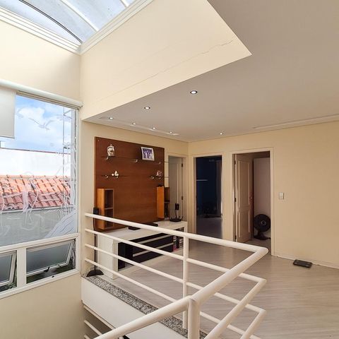 Casa à venda com 232m², 3 quartos e 3 vagas Casa à venda com 232m², 3 quartos e 3 vagassala 2