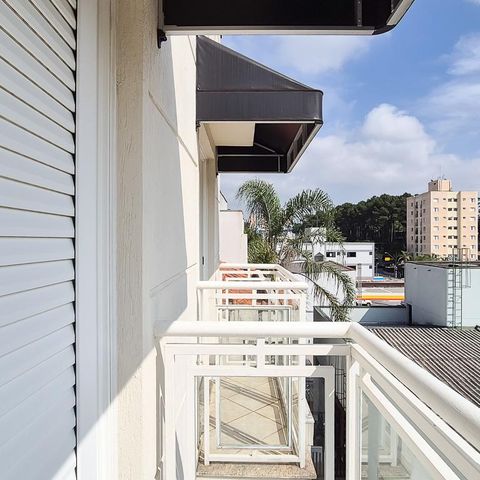 Casa à venda com 232m², 3 quartos e 3 vagas Casa à venda com 232m², 3 quartos e 3 vagasVaranda Quarto 1