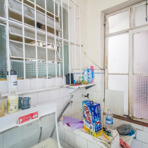 Casa à venda com 140m², 2 quartos e 3 vagas Casa à venda com 140m², 2 quartos e 3 vagasCozinha e Área de Serviço