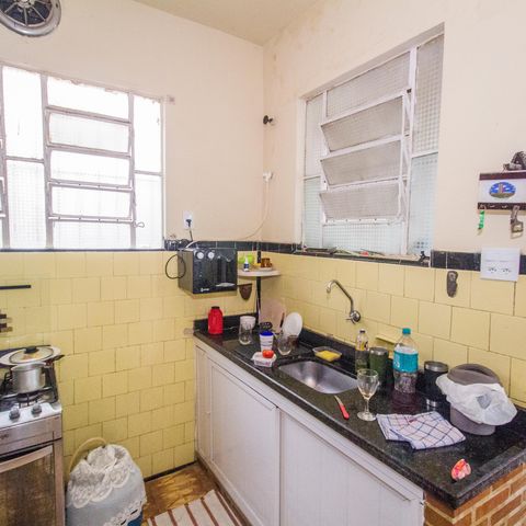 Casa à venda com 140m², 2 quartos e 3 vagas Casa à venda com 140m², 2 quartos e 3 vagasCozinha e Área de Serviço