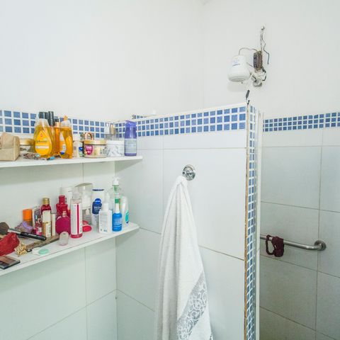 Casa à venda com 140m², 2 quartos e 3 vagas Casa à venda com 140m², 2 quartos e 3 vagasBanheiro