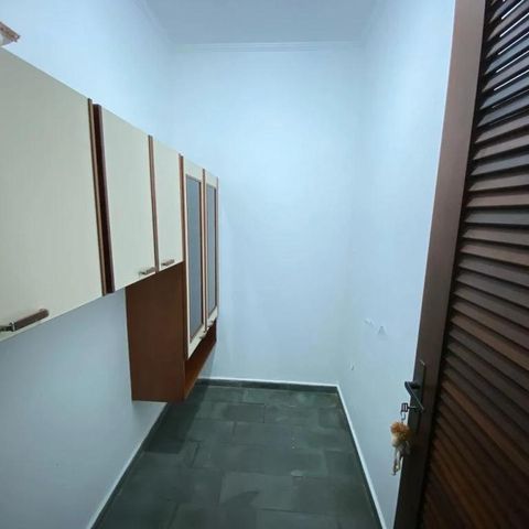 Casa de condomínio à venda com 350m², 4 quartos e 4 vagas
