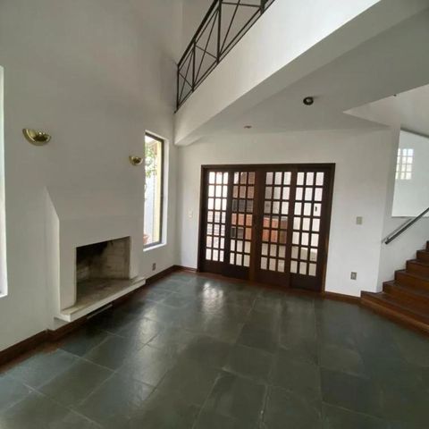 Casa de condomínio à venda com 350m², 4 quartos e 4 vagas