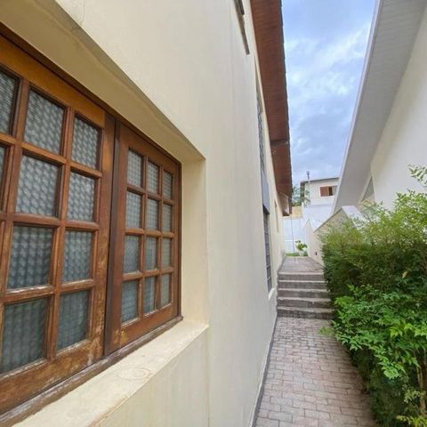 Casa de condomínio à venda com 350m², 4 quartos e 4 vagas