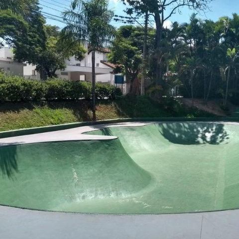 Casa de condomínio à venda com 350m², 4 quartos e 4 vagas