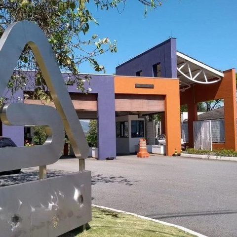 Casa de condomínio à venda com 350m², 4 quartos e 4 vagas
