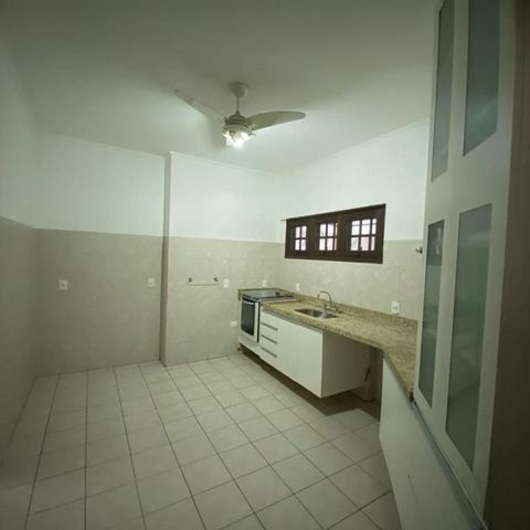 Casa de condomínio à venda com 350m², 4 quartos e 4 vagas