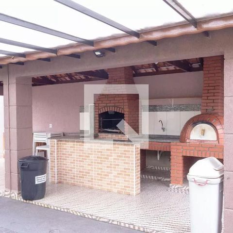Apartamento para alugar com 48m², 2 quartos e 1 vaga Apartamento para alugar com 48m², 2 quartos e 1 vagaÁrea comum - Churrasqueira
