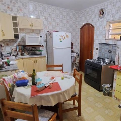 Casa à venda com 123m², 3 quartos e 2 vagas Casa à venda com 123m², 3 quartos e 2 vagasFoto 07