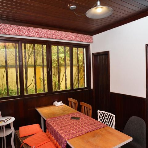 Casa de condomínio à venda com 721m², 5 quartos e 4 vagas