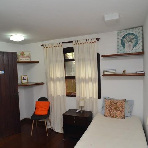 Casa de condomínio à venda com 721m², 5 quartos e 4 vagas