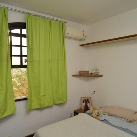 Casa de condomínio à venda com 721m², 5 quartos e 4 vagas