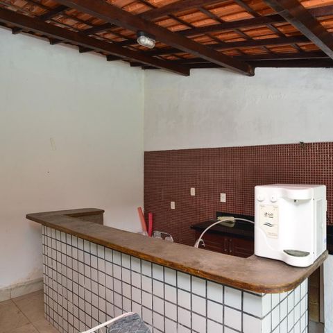Casa de condomínio à venda com 721m², 5 quartos e 4 vagas