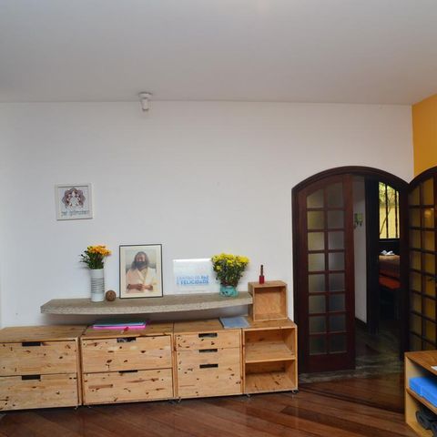 Casa de condomínio à venda com 721m², 5 quartos e 4 vagas