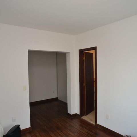 Casa de condomínio à venda com 721m², 5 quartos e 4 vagas