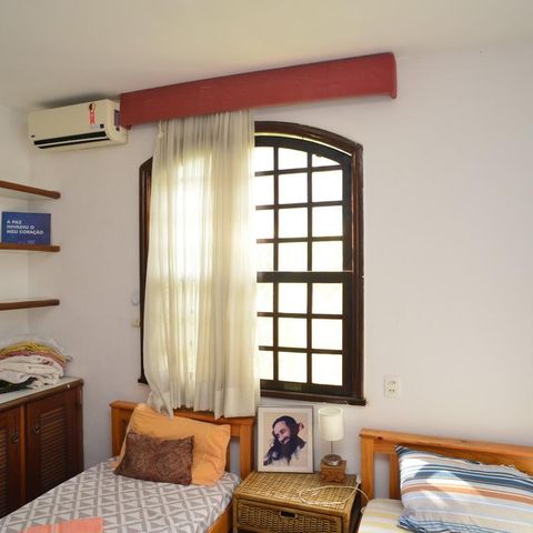 Casa de condomínio à venda com 721m², 5 quartos e 4 vagas