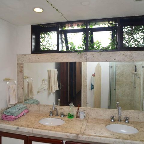 Casa de condomínio à venda com 721m², 5 quartos e 4 vagas