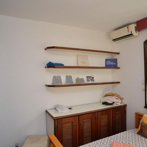 Casa de condomínio à venda com 721m², 5 quartos e 4 vagas