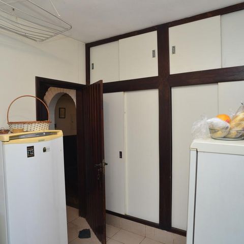 Casa de condomínio à venda com 721m², 5 quartos e 4 vagas