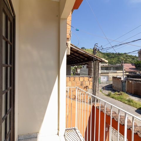 Casa para alugar com 100m², 2 quartos e 1 vaga Casa para alugar com 100m², 2 quartos e 1 vagaVaranda da Sala