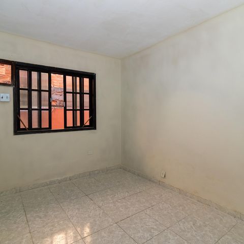 Casa para alugar com 100m², 2 quartos e 1 vaga Casa para alugar com 100m², 2 quartos e 1 vagaQuarto