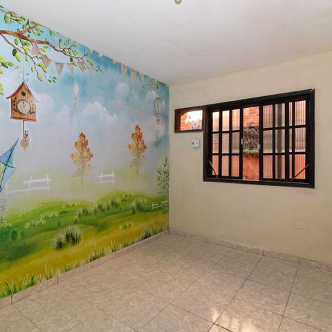 Casa para alugar com 100m², 2 quartos e 1 vaga Casa para alugar com 100m², 2 quartos e 1 vagaQuarto