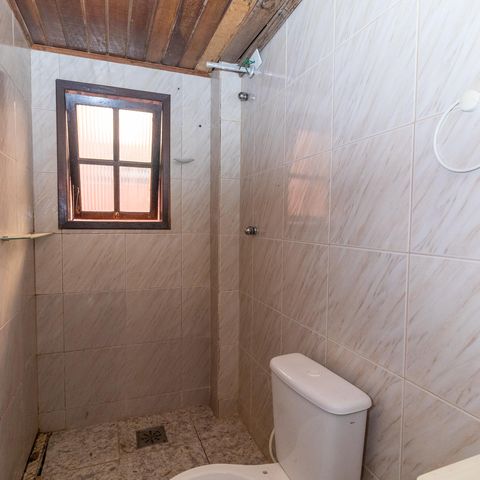 Casa para alugar com 100m², 2 quartos e 1 vaga Casa para alugar com 100m², 2 quartos e 1 vagaBanheiro da Suíte