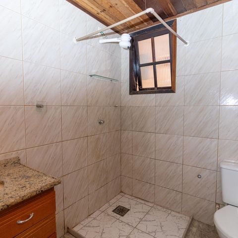 Casa para alugar com 100m², 2 quartos e 1 vaga Casa para alugar com 100m², 2 quartos e 1 vagaBanheiro
