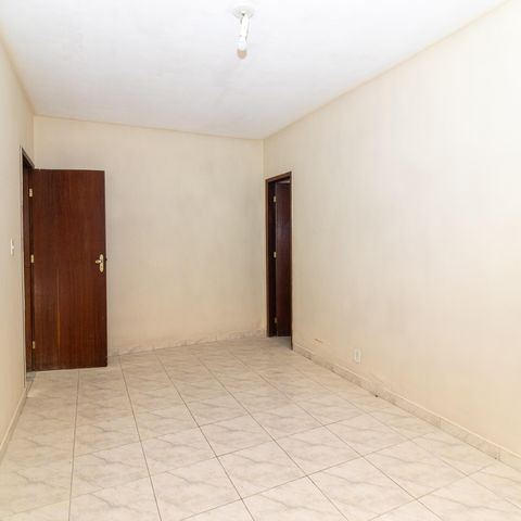 Casa para alugar com 100m², 2 quartos e 1 vaga Casa para alugar com 100m², 2 quartos e 1 vagaSuíte