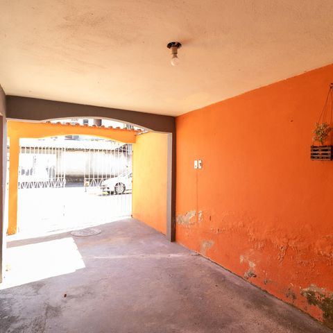 Casa para alugar com 100m², 2 quartos e 1 vaga Casa para alugar com 100m², 2 quartos e 1 vagaGaragem