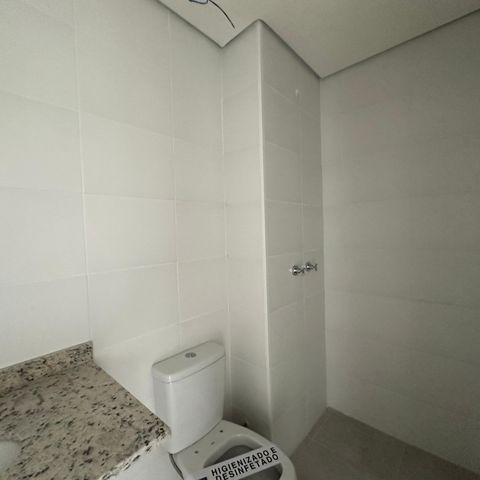 Apartamento à venda com 58m², 2 quartos e 1 vaga Apartamento à venda com 58m², 2 quartos e 1 vagaBanheiro