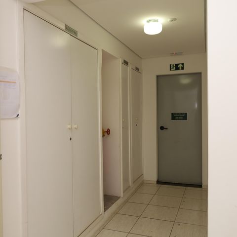 Apartamento para alugar com 41m², 2 quartos e 1 vagaÁrea comum - Saguão do andar