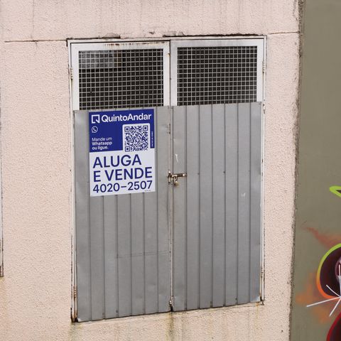 Apartamento para alugar com 41m², 2 quartos e 1 vagaPlaca instalada na fachada do condomínio - Código da placa: MSRP-696