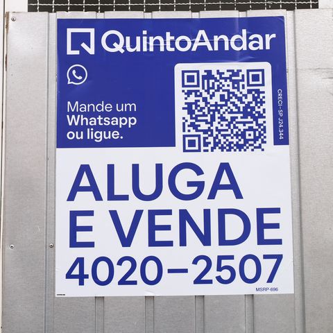 Apartamento para alugar com 41m², 2 quartos e 1 vagaPlaca instalada na fachada do condomínio - Código da placa: MSRP-696